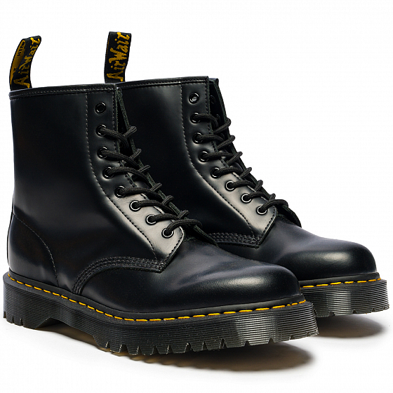 1460 8 eye boot black