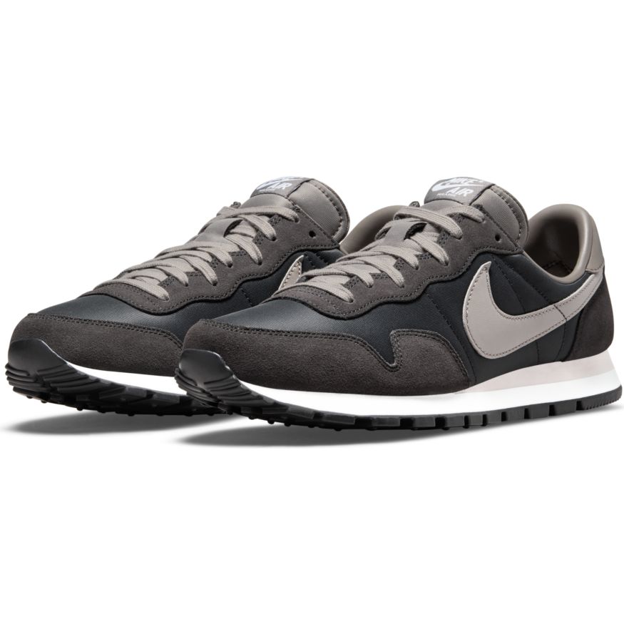 nike pegasus 83 trainers